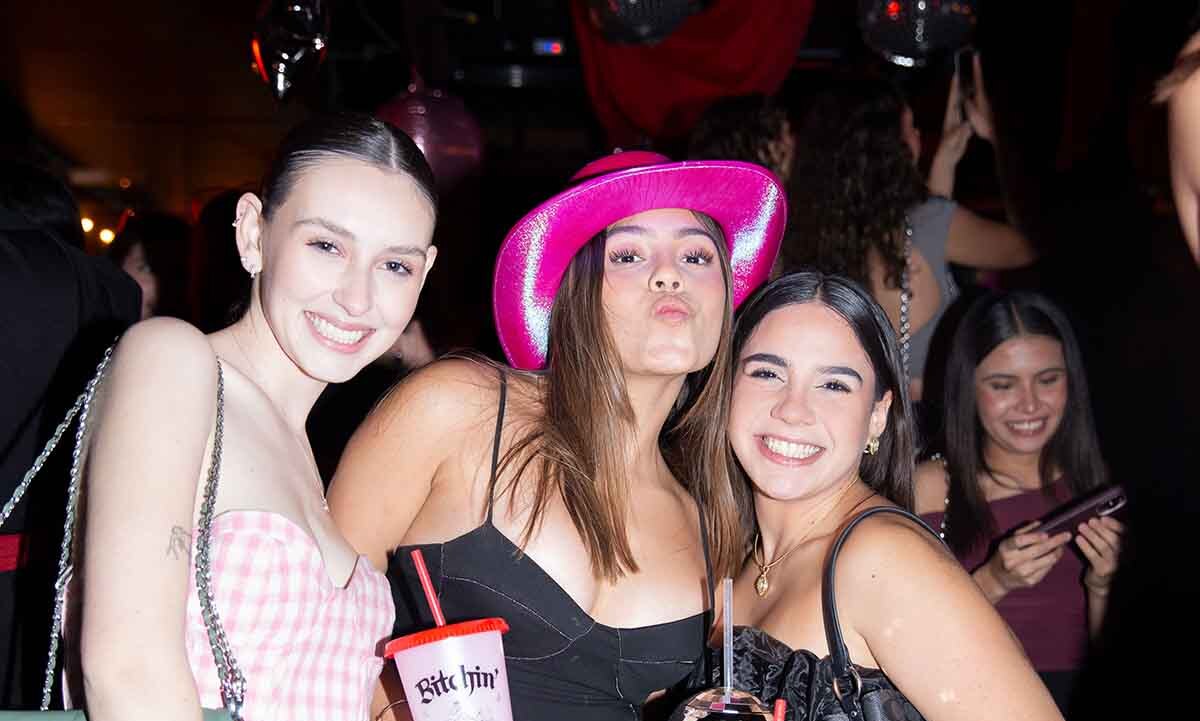 Bitching en The Normal