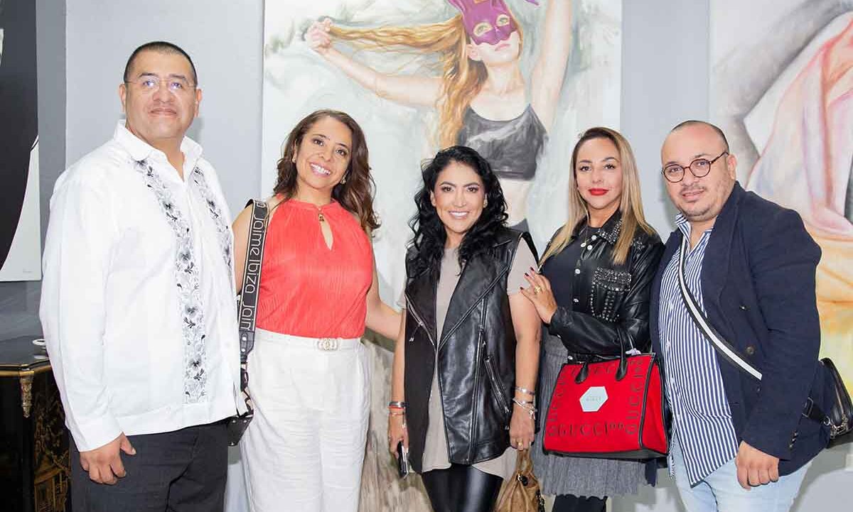 Horacio Peredo, Claudia Vega, Claudia Montesinos, Linda Santos y Juan Manuel