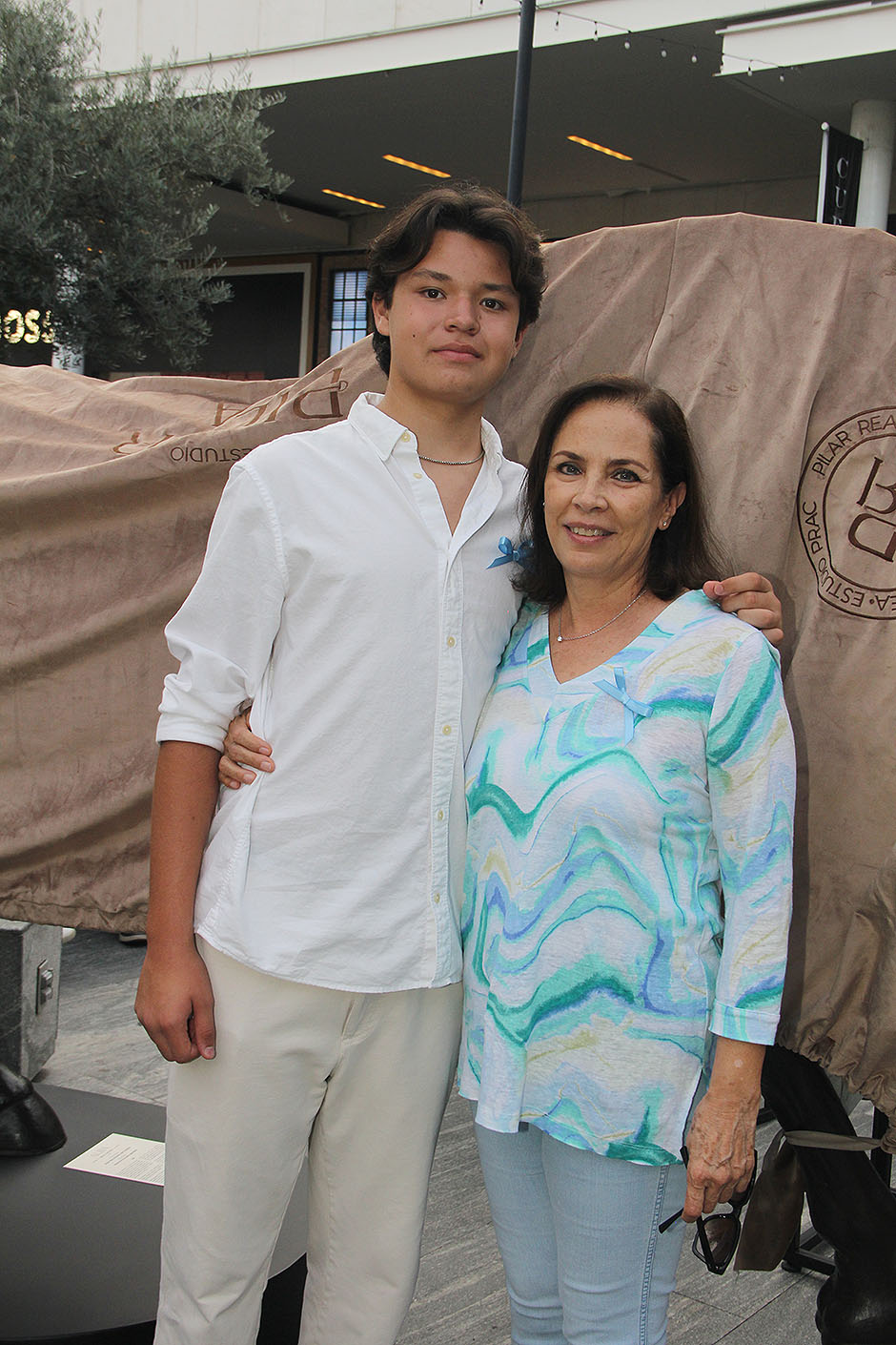 Paola Solano y Yareiza Arias.