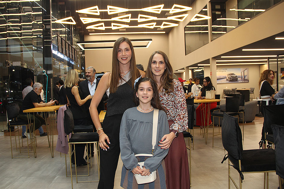 Stella Garciarce, Ana Laura Solana y Ana Laura Valenzuela