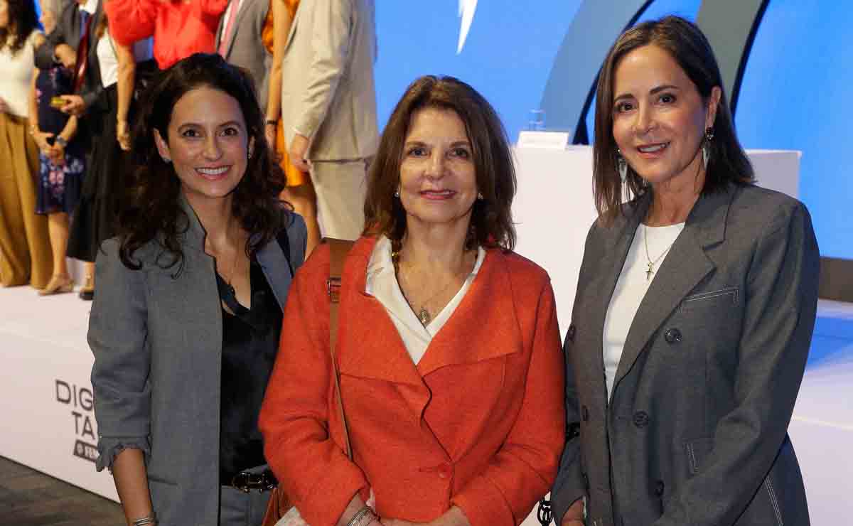 Alexandra Zapata, Marcela Orvañanos y Eva Garza / Fotos: Daniel Saldívar