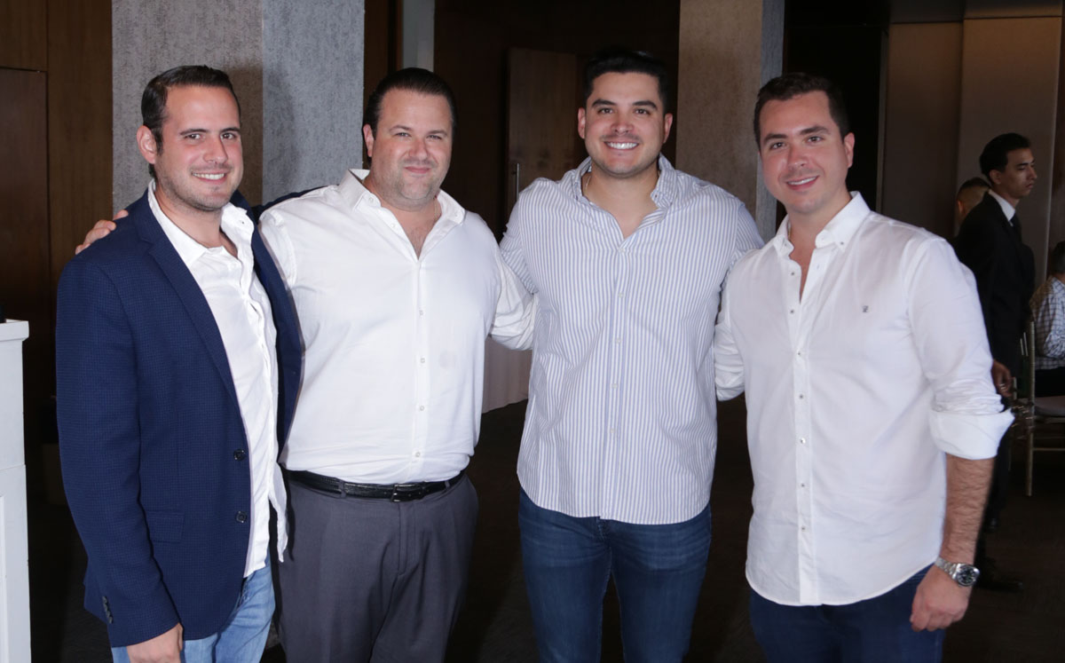 Carlos Serna, Daniel Sada, Mario Gámez y Jorge Gámez