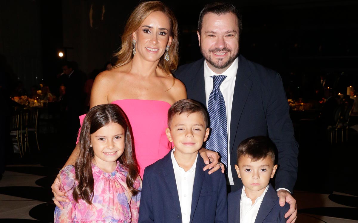 Doris Morales, Diego Colyer, Cristina Colyer, Eugenio Colyer y Diego Colyer