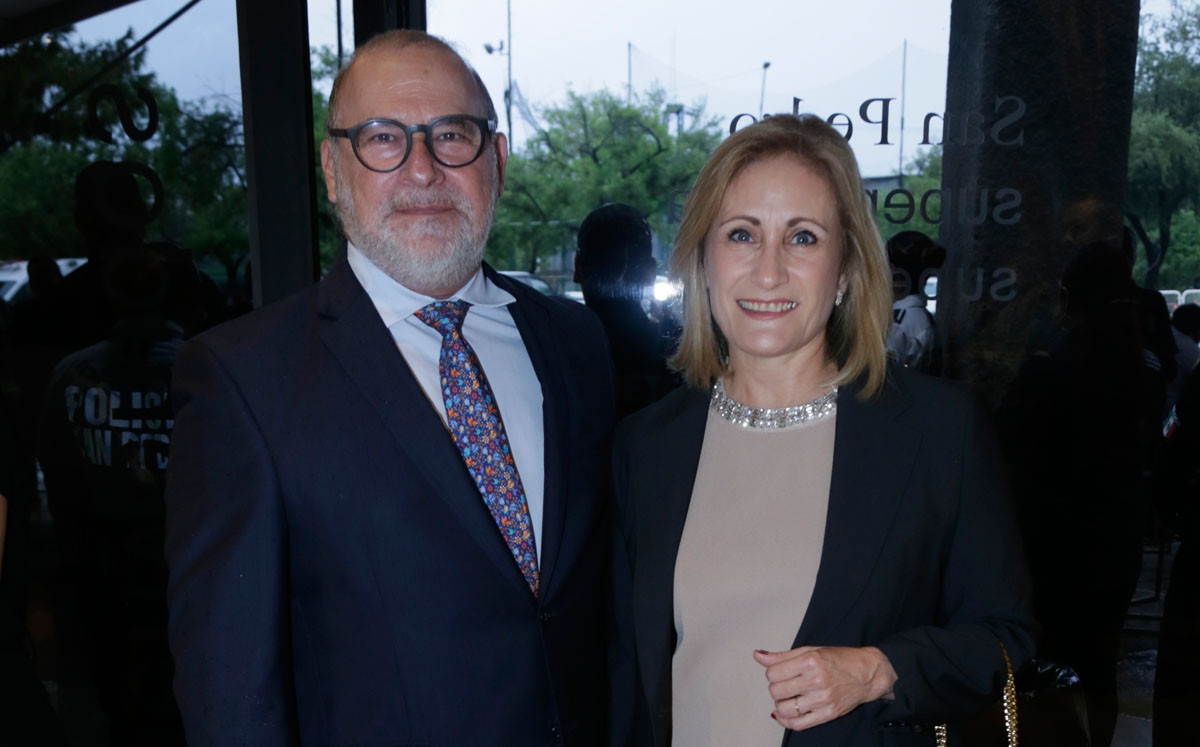 Gerardo Guajardo y Nora de Guajardo