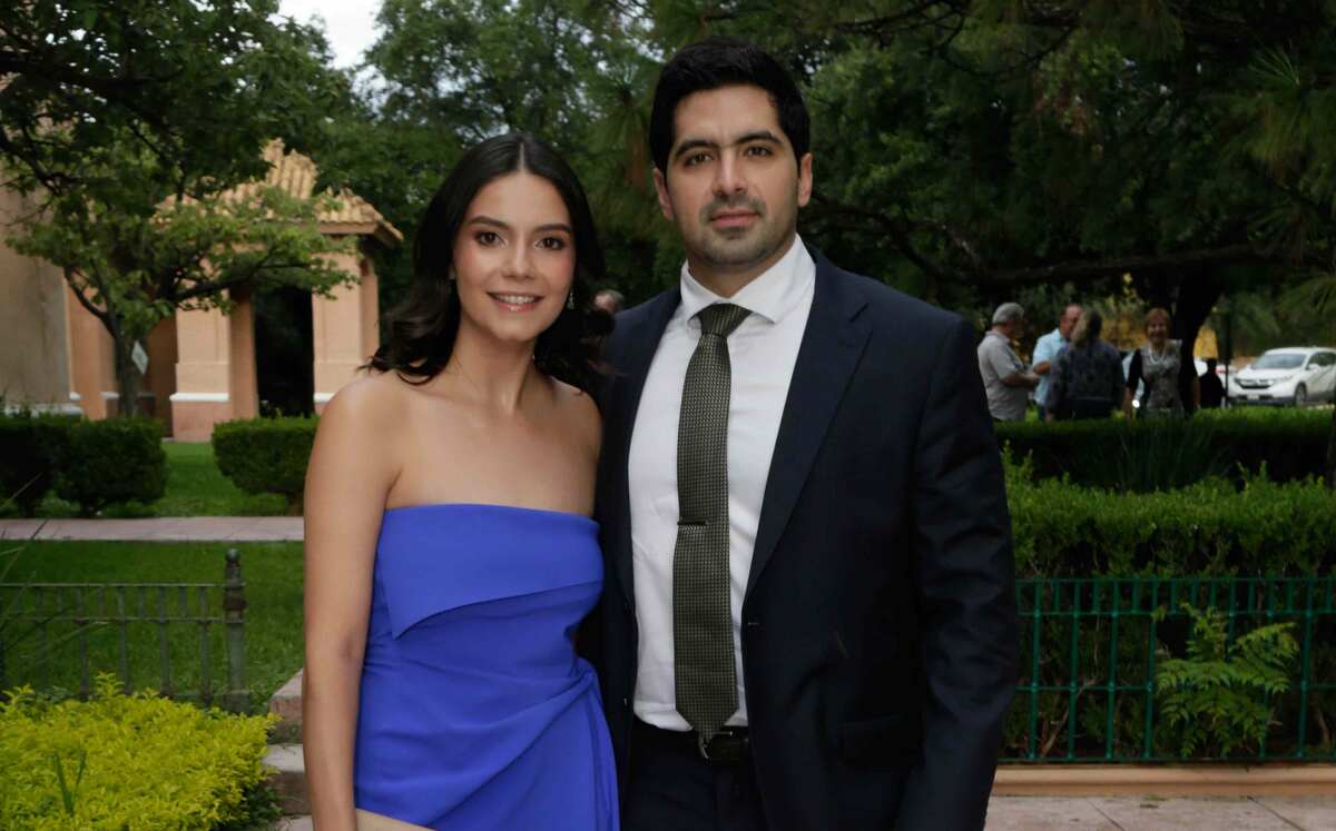 Isabel Garza y Arturo Romero