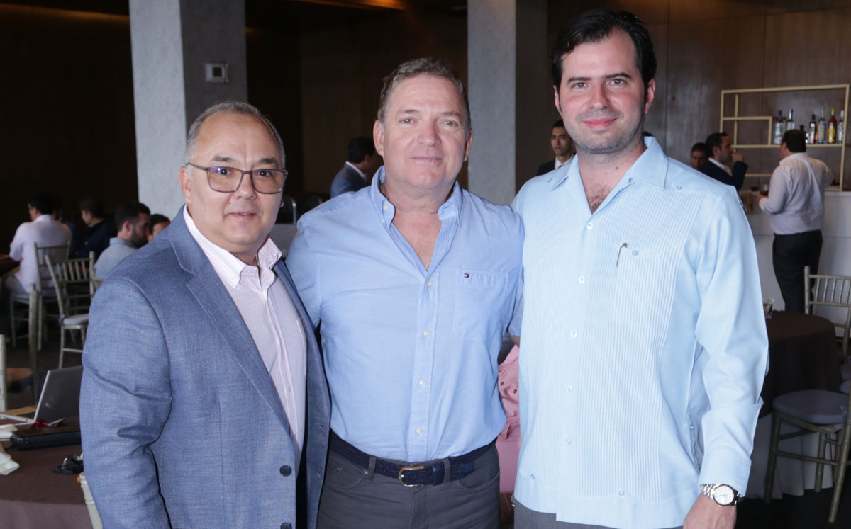 Mario Fonseca, Ricardo González y Everardo Hiarmes