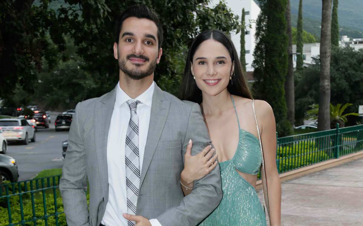 Nico Olivares y Gabriela Garza
