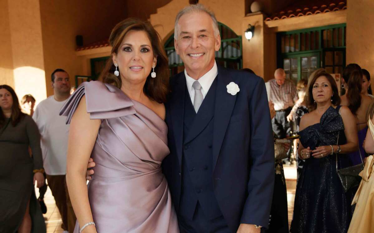 Papás del novio. Alejandra de Treviño y Ramón Treviño