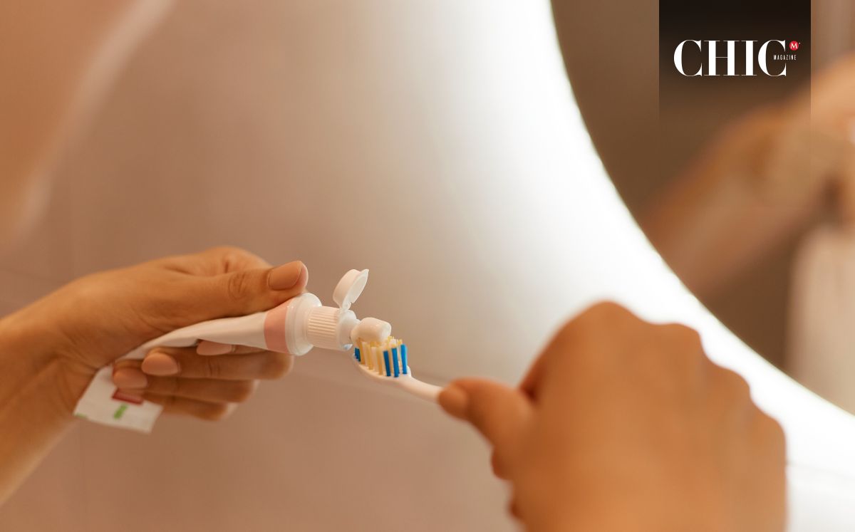 ¿La pasta de dientes tiene un código de colores? (Freepik)