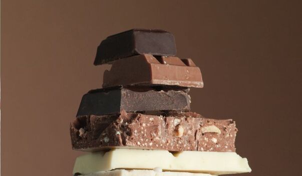 Chocolate en perros: ¿Qué hacer si lo comen y por qué es mortal?