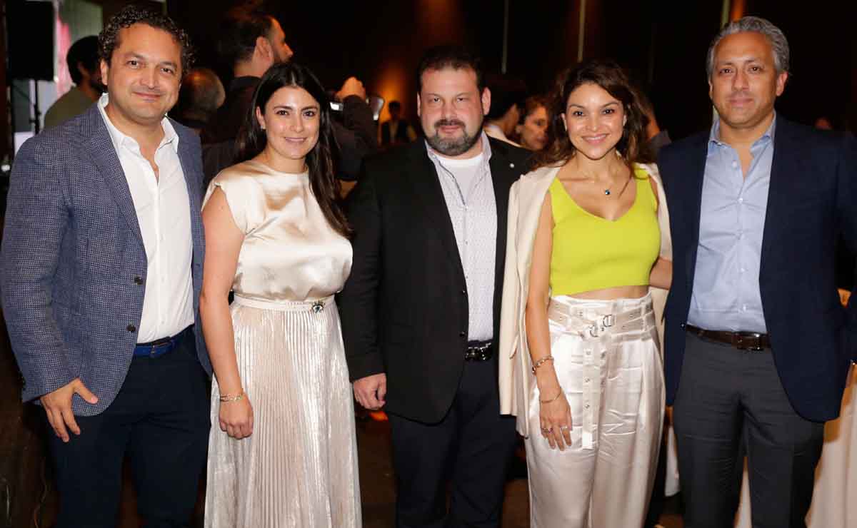 Javier Arteaga, Ana Sofía Martínez, Efraín Arteaga, Alma Arteaga y Elie Blumen / Fotos: Daniel Saldívar