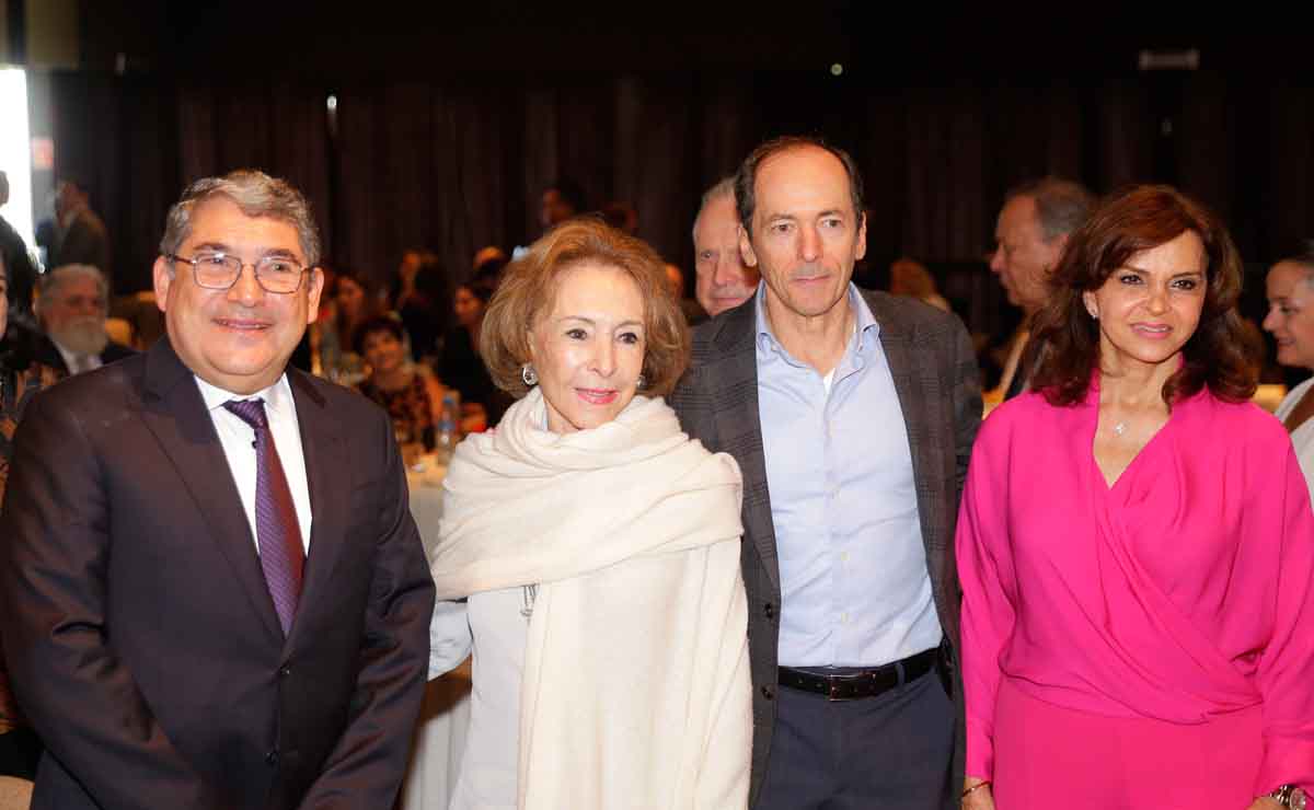 Javier Arteaga, Yolanda Santos, Federico Garza Santos y Alma Asis / Fotos: Daniel Saldívar
