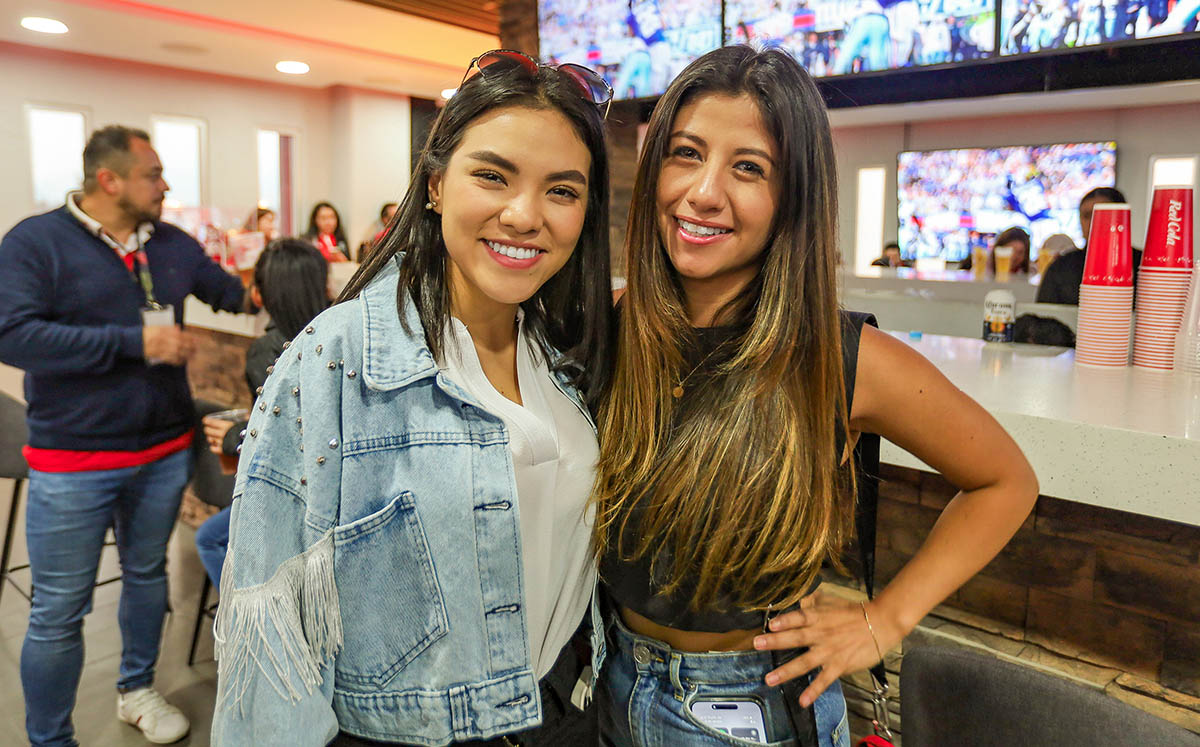 Lizeth Hernández  y Fernanda Robles