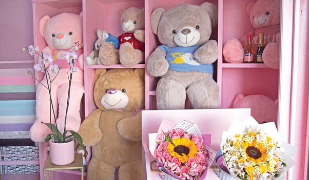 Peluches para personalizar un ramo de flores (foto: Eloy Martínez)