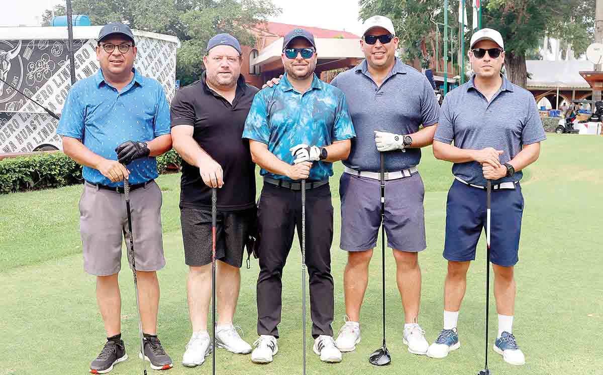 ALEJANDRO CASTELLANOS, JOSÉ MANUEL BENITEZ, GUILLERMO  SCHEKAIBÁN, JONATHAN CARSTENSEN Y CHRISTIAN CARSTENSEN llegaron puntuales al torneo