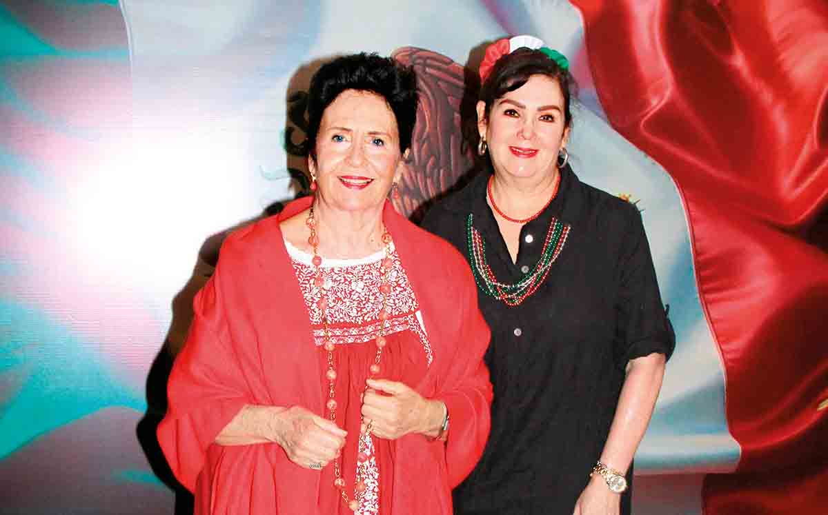 MARTHA BOLIO Y MARTHA GARZA llegaron con sus mejores outfits al festejo