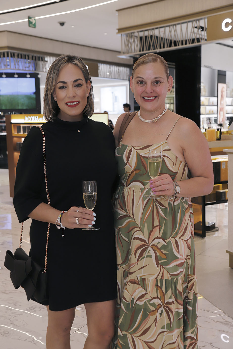 Ana Paula Ibarrola y Gina Pérez Poiré