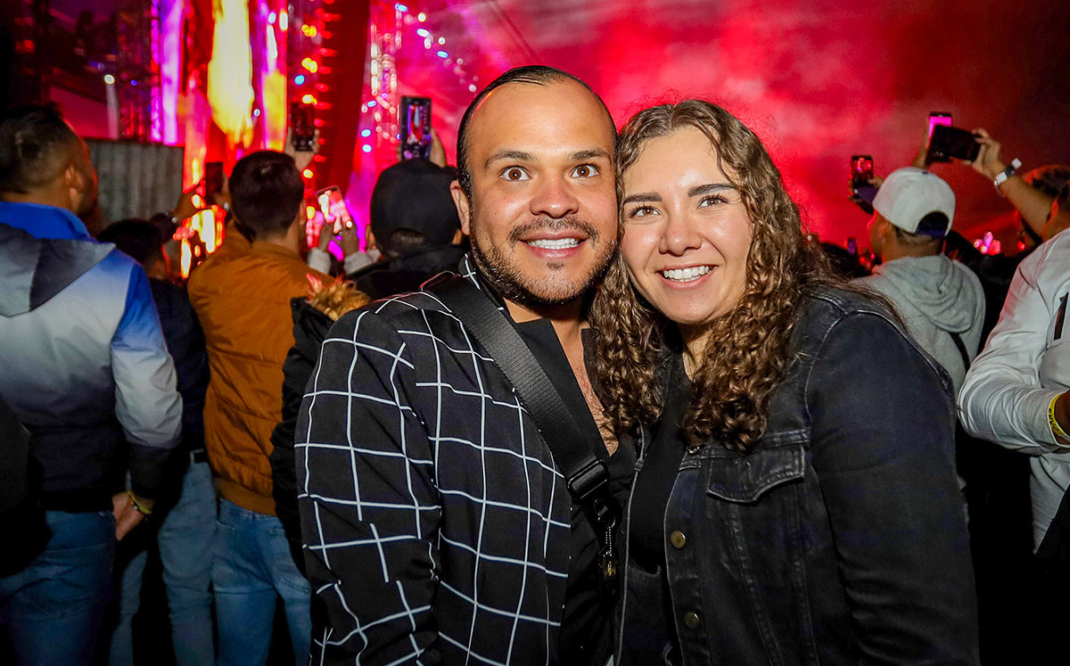 Aurelio Arano y Sharon Marín