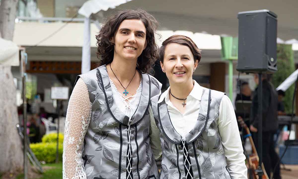 Natalia Urrutia y Denisse Budion