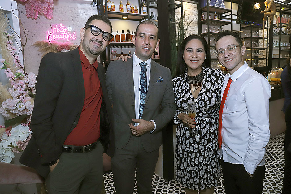Cuautli Arau, Édgar Zepeda, Beatriche Batista y Tony Herrera