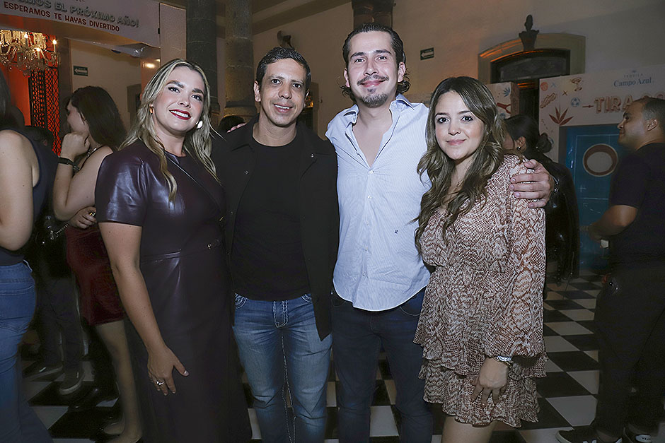 Edith Verónica, Arturo Magaña, Jorge Oseguera y Cynthia Gómez