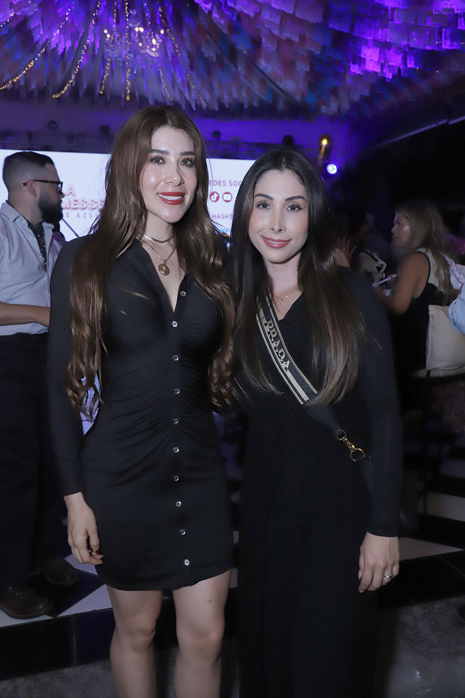 Gabriela de Álvarez y Leslie Coss