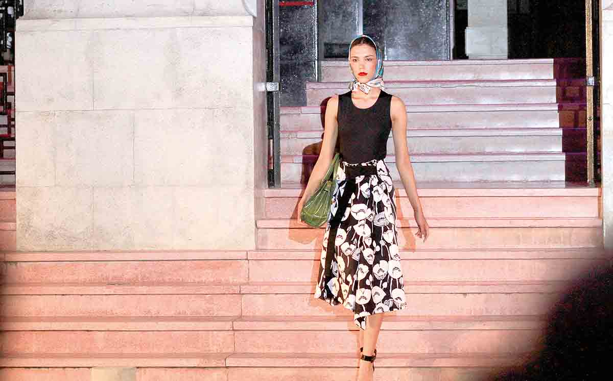 Para nuestro 16 aniversario celebramos con un  evento de moda y glamour frente al Palacio Municipal