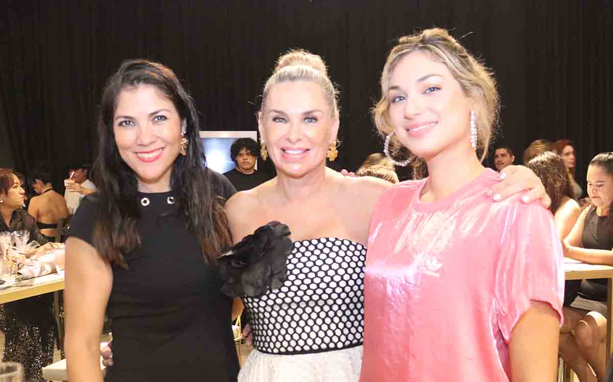 MARIANA PRIEGO, LUPANA ETIENNE Y ANA VICTORIA GÓMEZ estuvieron radiantes en el cóctel en el Antiguo Casino