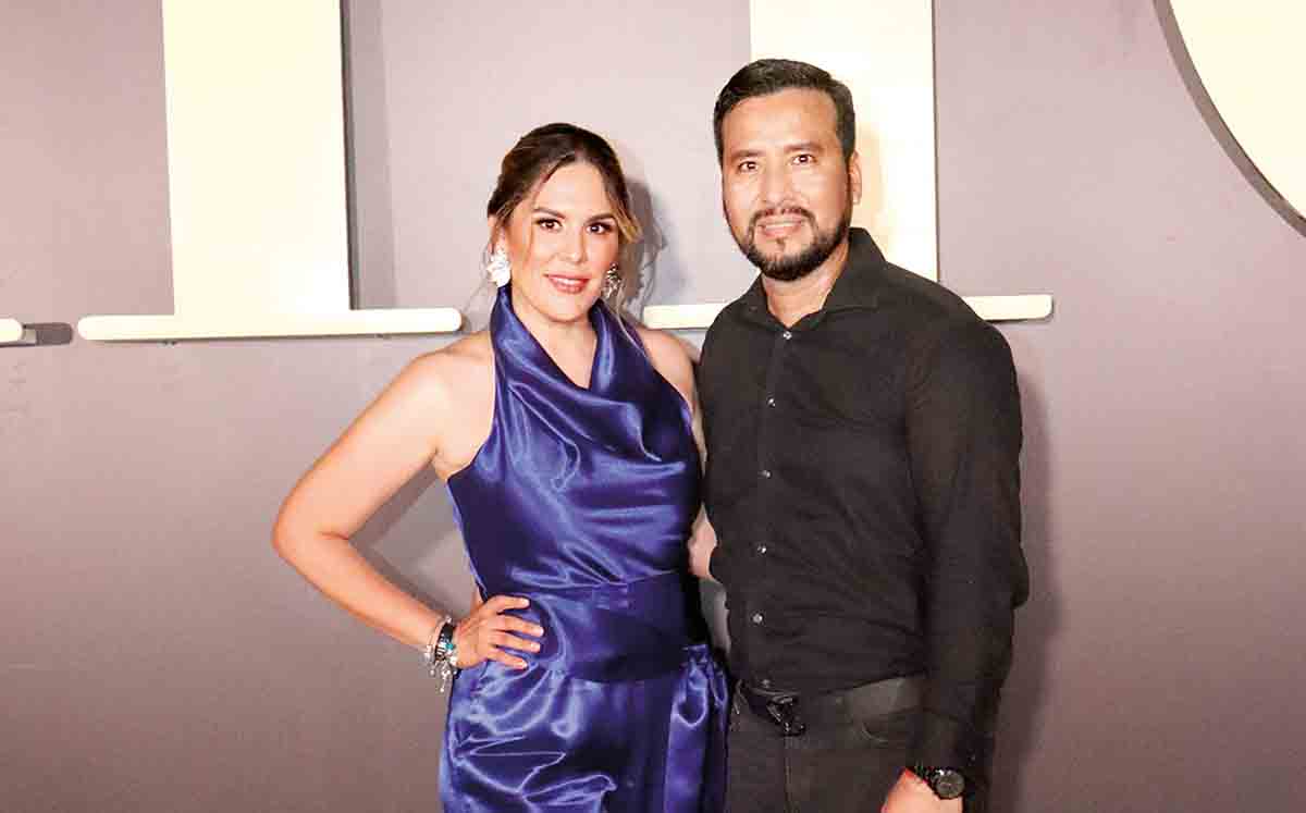 VERO DE URBINA Y JORGE URBINA lucen geniales bajo nuestra lente