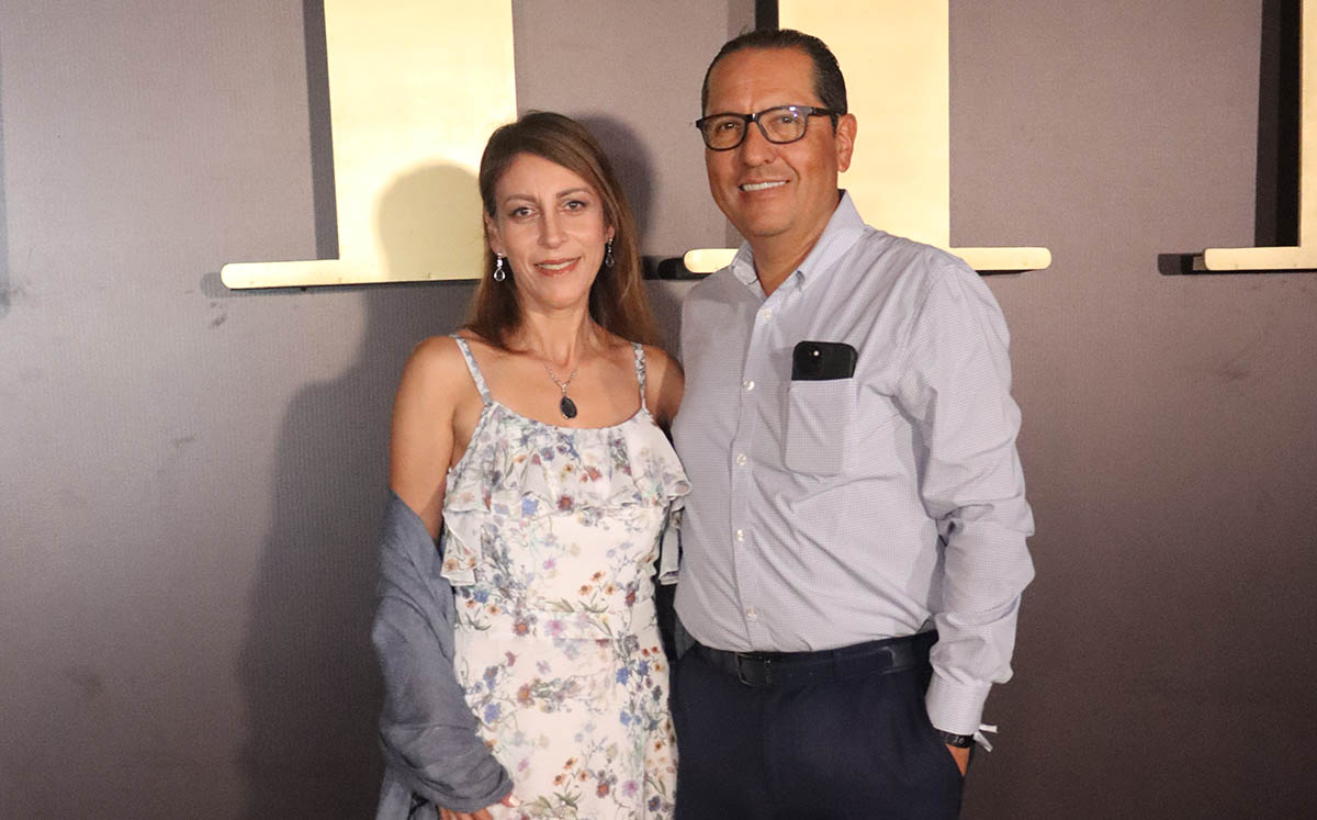 COPE CENTRO DE OFTALMOLOGIA PEDIATRICA:CLAUDIA JIMENEZ Y NESTOR CEBALLOS gozaron una gran noche