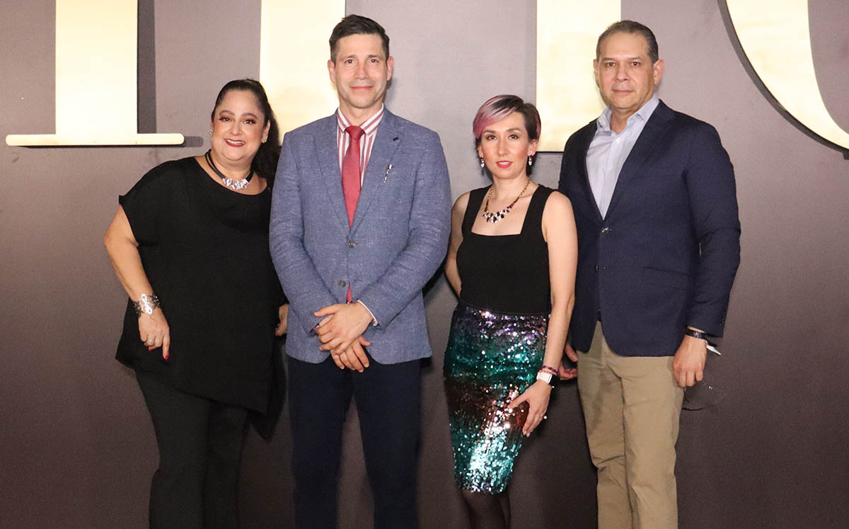 VISATEC: DIANA SOLIS, ISRAEL AGUIRRE, PERLA AGUILAR Y FLORENCIO HERNÁNDEZ felices en el evento