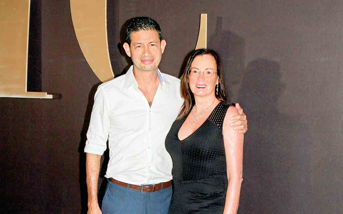 SERGIO MALDONADO Y  LOURDES DE MALDONADO disfrutaron de una noche de moda y glamour