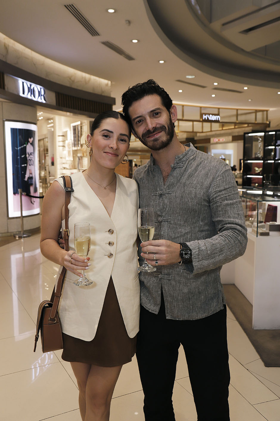 Marisa Hernández y Lalo Gilling