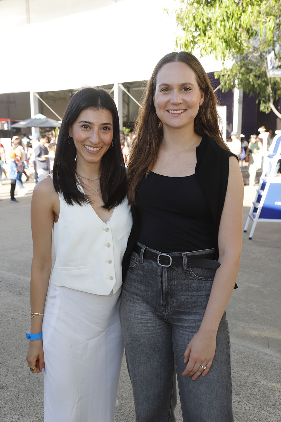 04 Fernanda Benítez y Ale Castiello