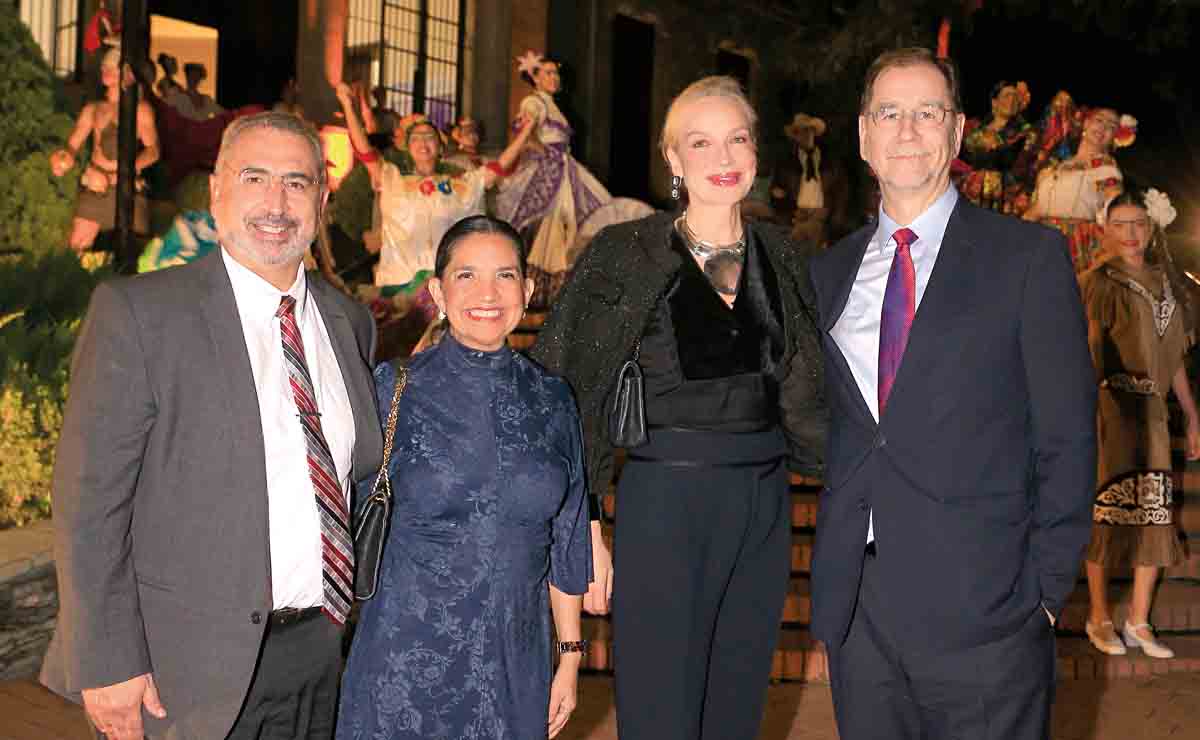 Arturo Azuara, Mónica Villanueva, Orla Basave y Agustín Basave / Fotos: Daniel Saldívar