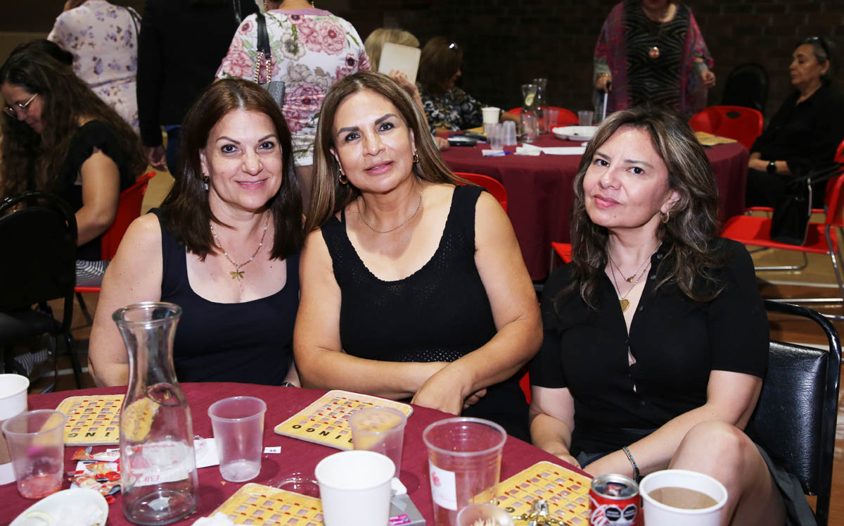 Ivonne, Lidia y Dabby