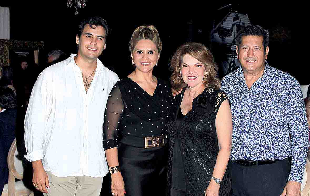 RODRIGO PASCUAL, SYLVIA TACEA, ELVIRA DEL CAMPO Y JORGE TACEA