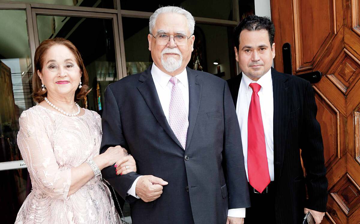 Rosalía Galán de Leal, Héctor M. Leal y Juan Pablo Leal