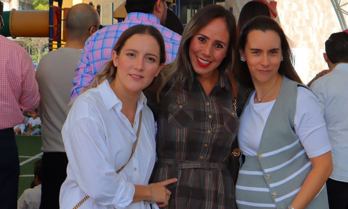 Paulina González, Ana Liz Silva y Ana Lomelí