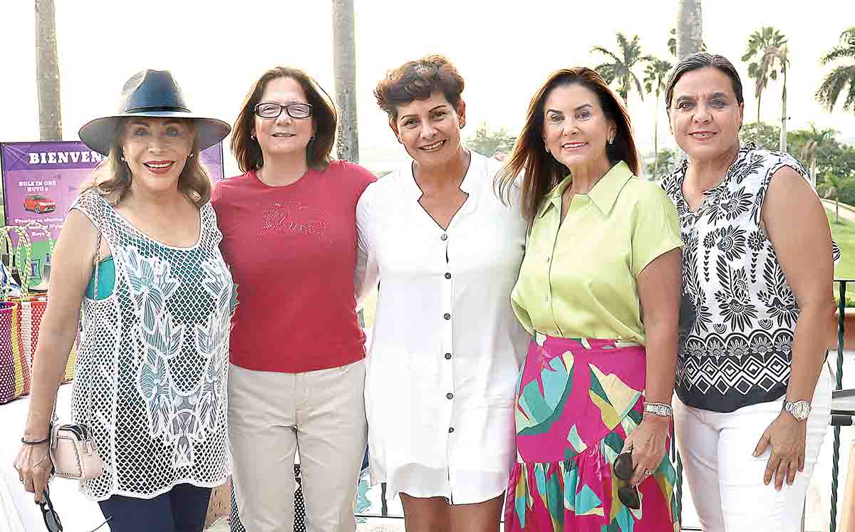 SANDRA TAMEZ, ELIZABETH OCHOA, EVA CONTRERAS, SILVIA CORRIPIO Y NENO SCHEKAIBAN nos regalaron sus mejores sonrisas en el Club Campestre Tampico