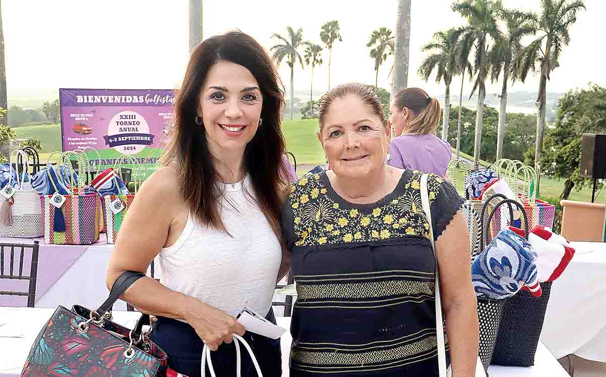 LIDIA DEL PILAR MARTÍNEZ Y ALEJANDRA CASTILLEJOS llegaron puntuales al rompe hielo