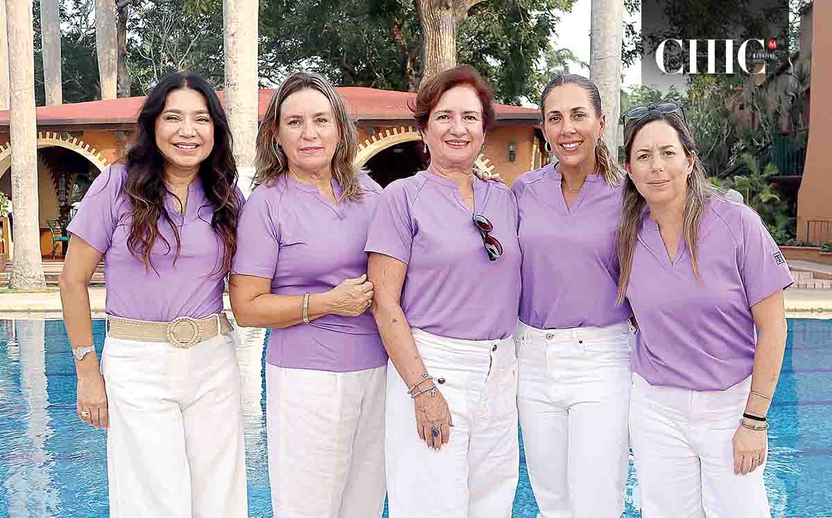 Comité de damas conformado por HORTENSIA ROJAS, ROSA ESTEVE, ANA BEATRIZ ALEJANDRA, ISABEL CASTRO Y LUCY LORENZO