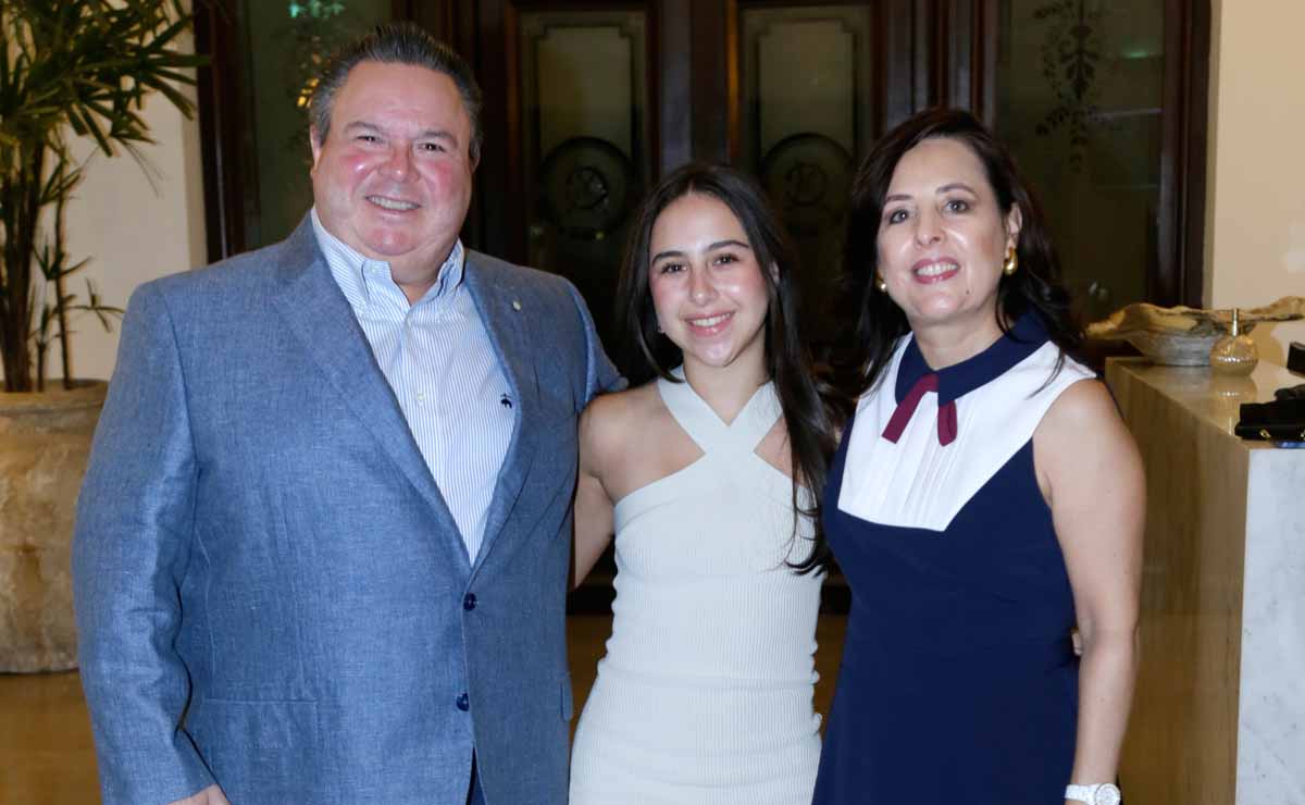 AgustÍn Flores, RocÍo Flores y RocÍo Villamar de Flores / Fotos: Omar Valdez