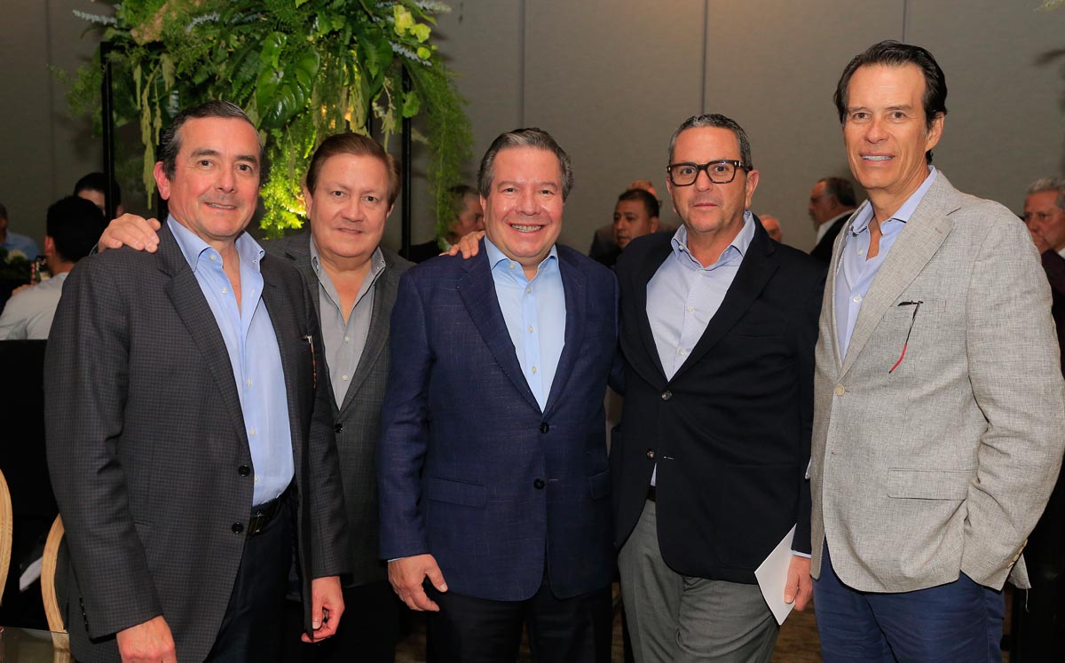 Alberto Lobeira, José Hernán Zambrano, Adolfo Garza, Deiter Lorensen y Agusín Rodríguez