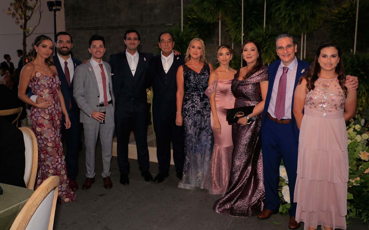 FAMILIA DEL NOVIO.