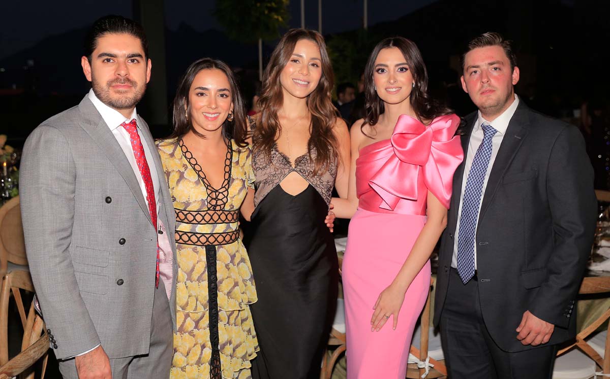 Gerardo Moncada, Megan Dalmau, Mónica Verduzco, Jackie Garza y Salvador González