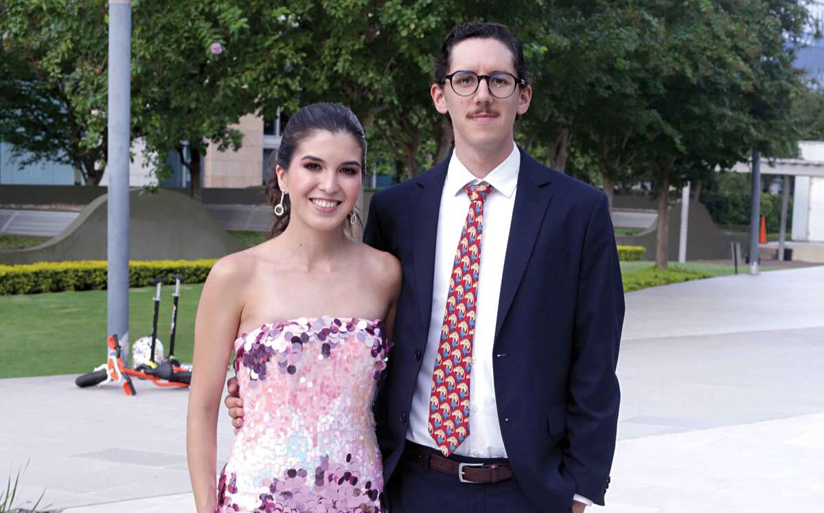 Katia Cantú y Mauricio Ruiz