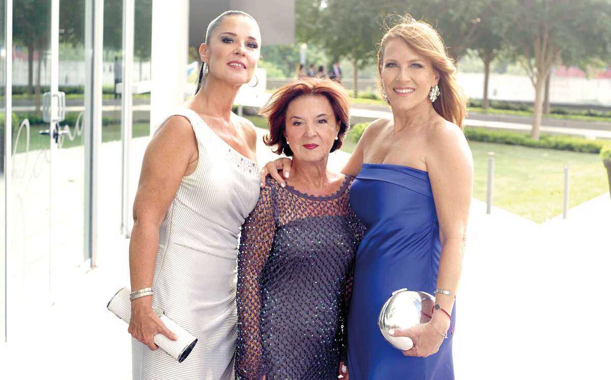 Lizeth Álvarez Tostado, Elizabeth Fernández y Nydia Wise