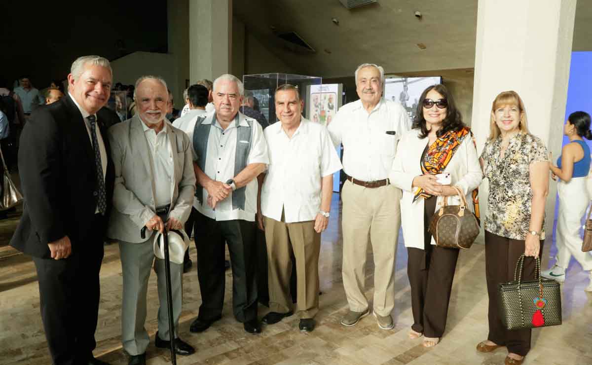Mario Adrián Flores, Octavio Herrera, Juan Vega, Teofilo Ramos, José Mujica, Thelma Almada y Yadira Irigoyen / Fotos: Omar Valdez