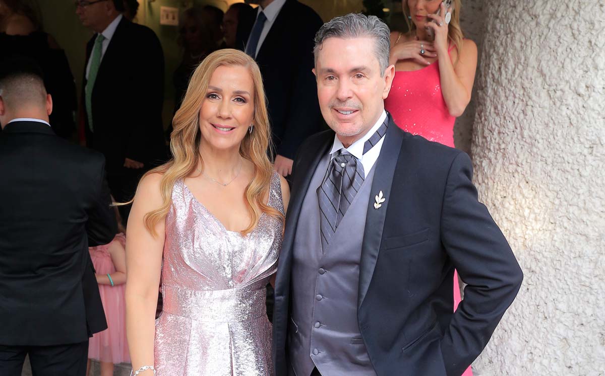 PAPÁS DE LA NOVIA. Mayra Arizpe y Alejandro Chapa